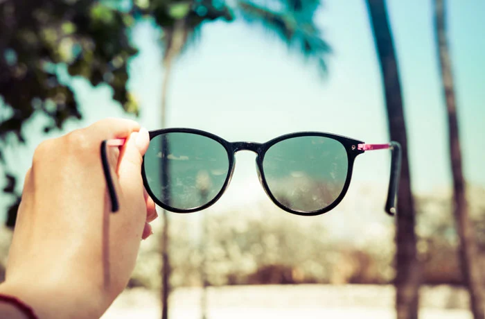 Understanding the Impact of Polarized Sunglasses on Vision and Eye Health