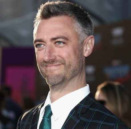 Sean Gunn Net Worth 2023: Age, Bio, Career, Awards & More