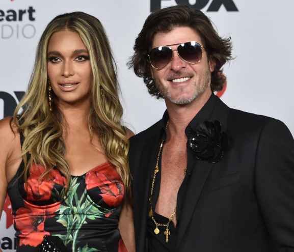Robin Thicke Net Worth 2023: Age, Bio, Career, Awards & More